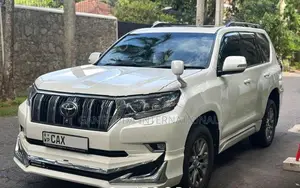 Toyota Land Cruiser Prado 150 2017
