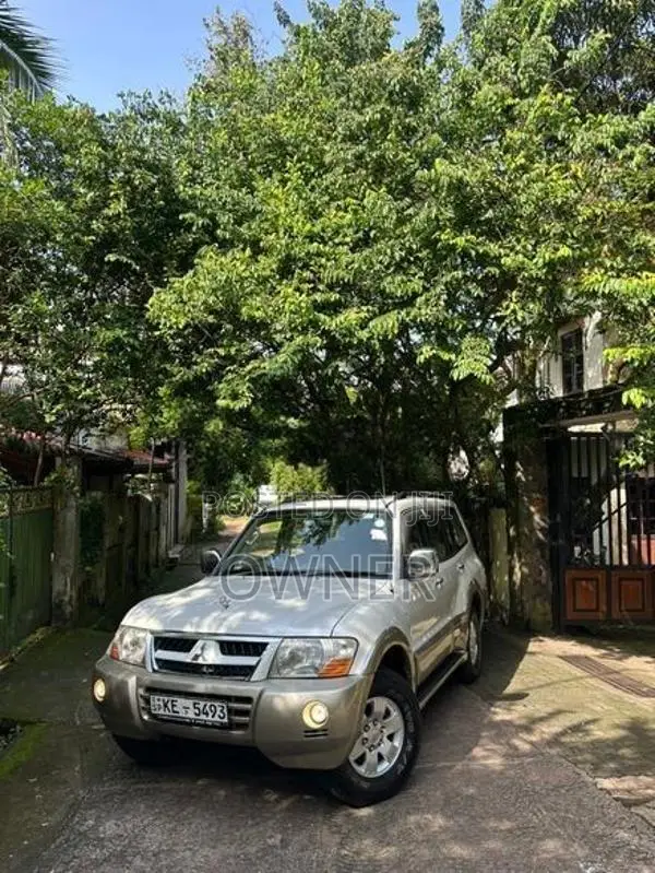 Mitsubishi Montero V6 2006