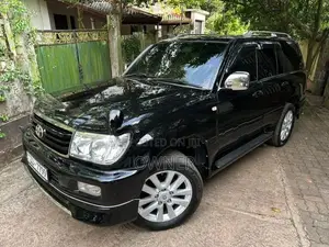Toyota Land Cruiser Sahara 101 2001