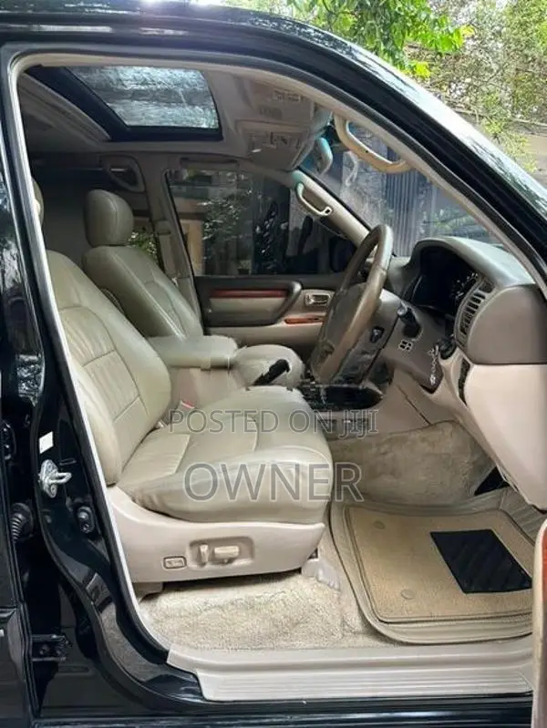 Toyota Land Cruiser Sahara 101 2001