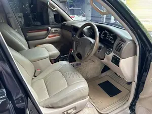 Toyota Land Cruiser Sahara 101 2001