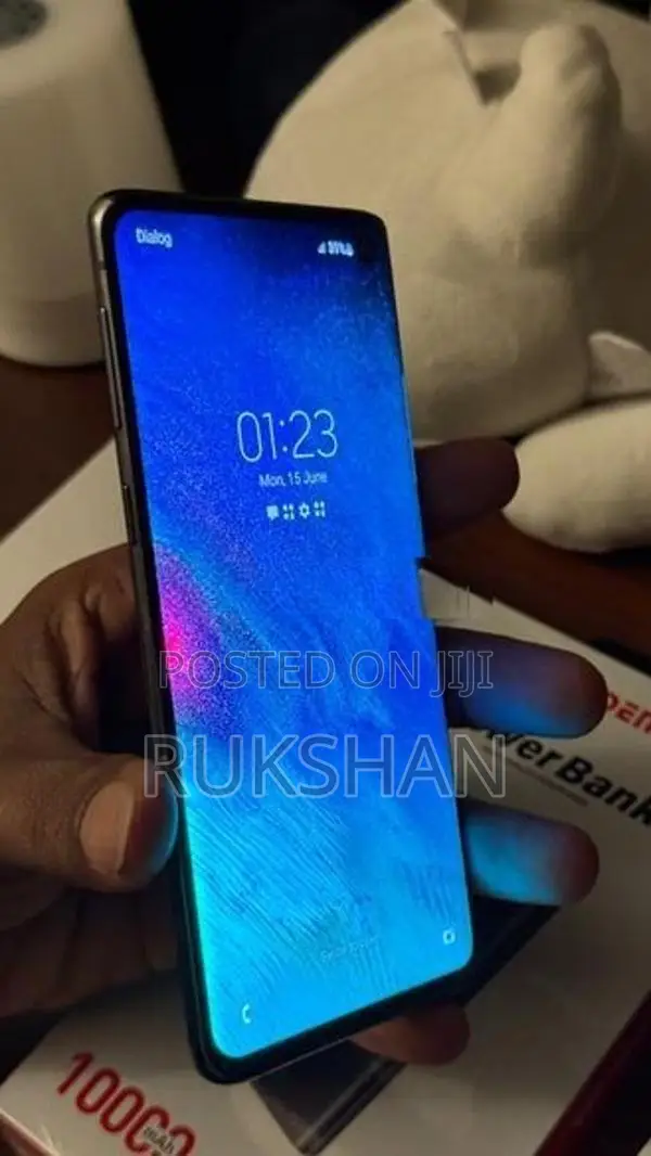 Samsung Galaxy S10 (Used)