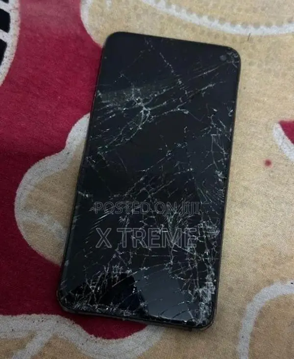 Samsung Galaxy S10e (Used)