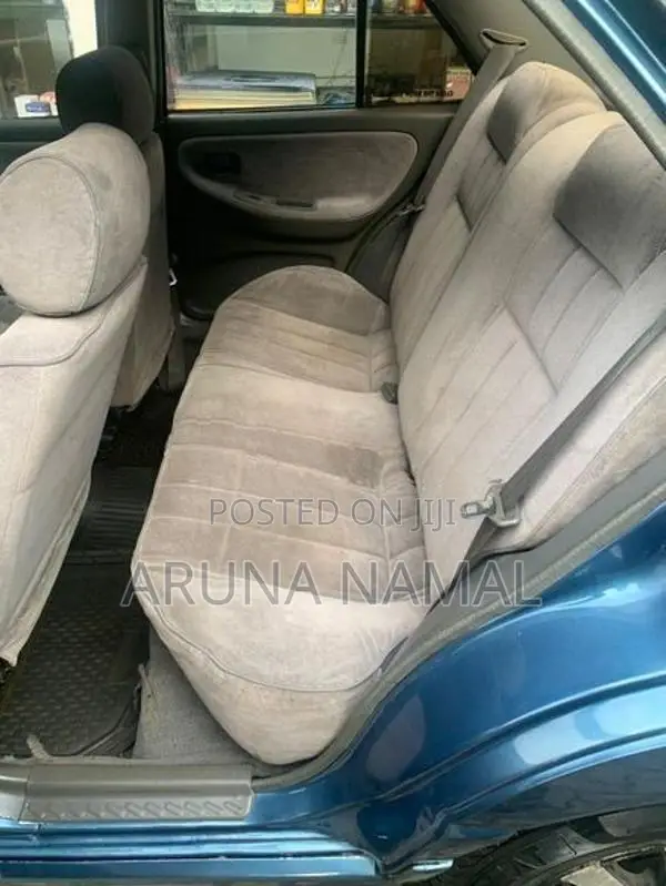 Nissan Sunny 1997