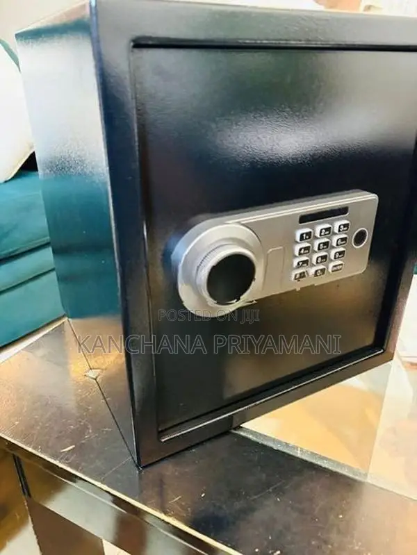Safe Box (Lockers)