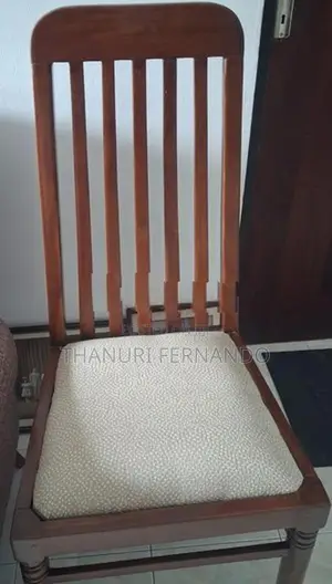 මේස හා පුටු
