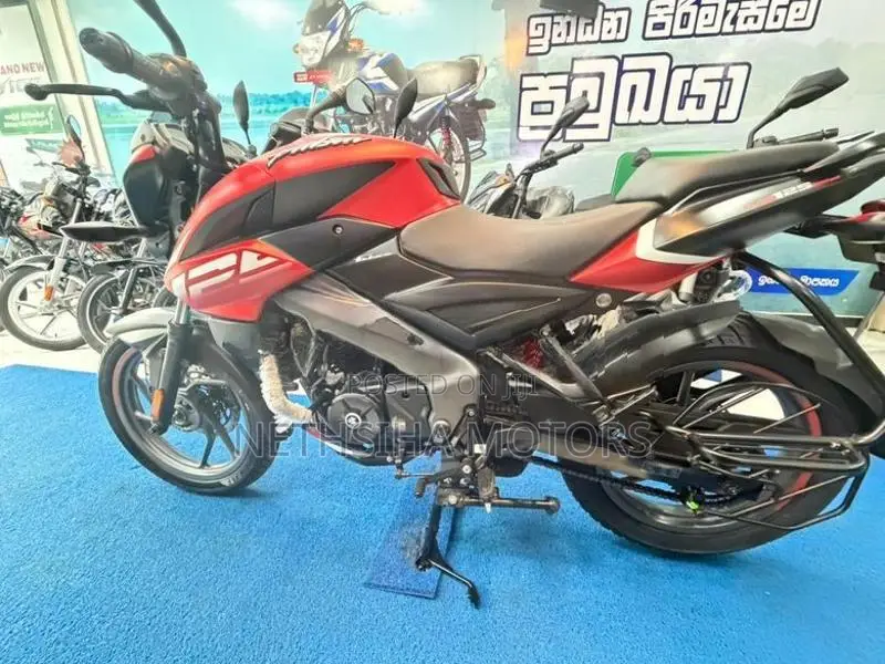 Bajaj Pulsar 125 EFI 2026