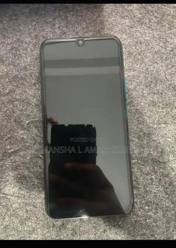 Vivo Y17 8GB 256GB (Used)