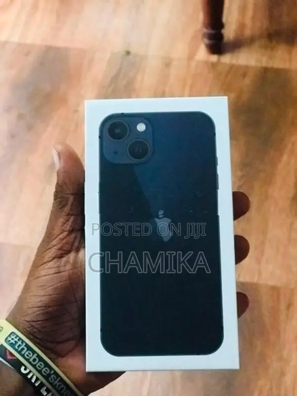Apple iPhone 13 128 GB (Used)