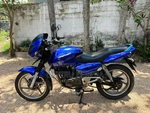 Bajaj Pulsar 150 2004