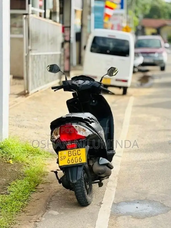 Honda Dio 2017