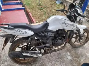 TVS Apache 180 2011