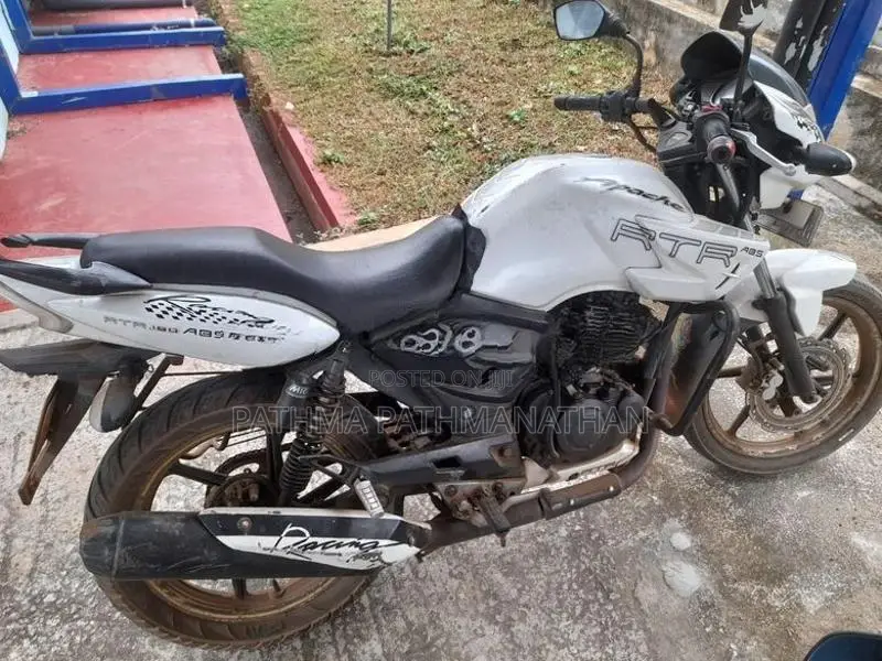 TVS Apache 180 2011