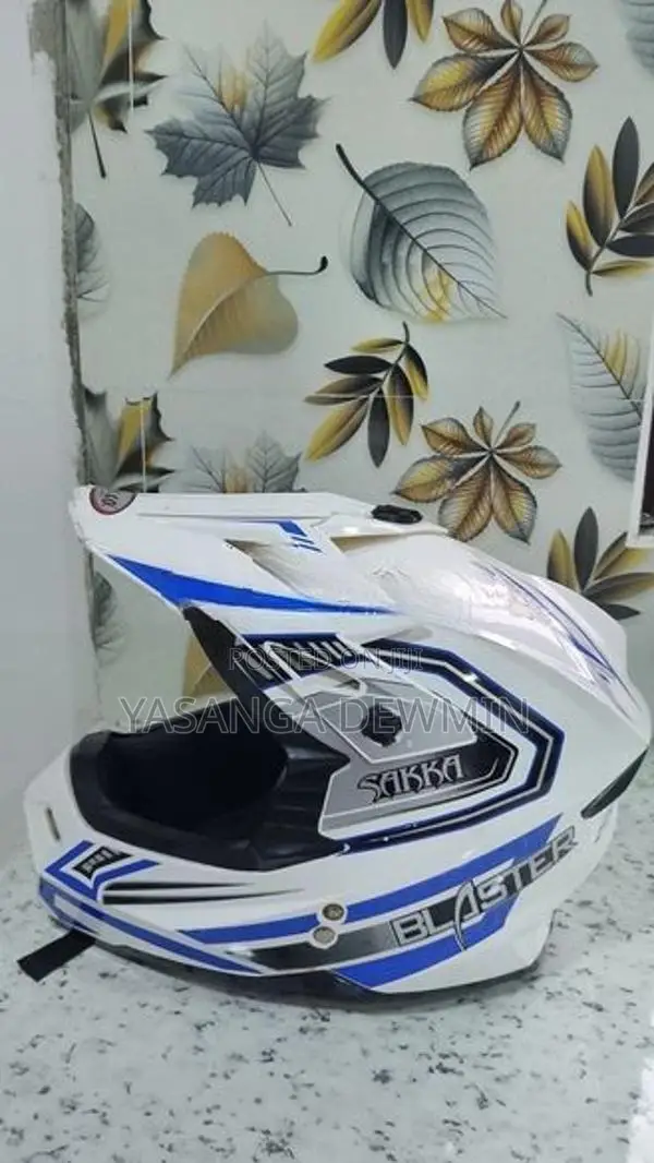 Sakka Helmet