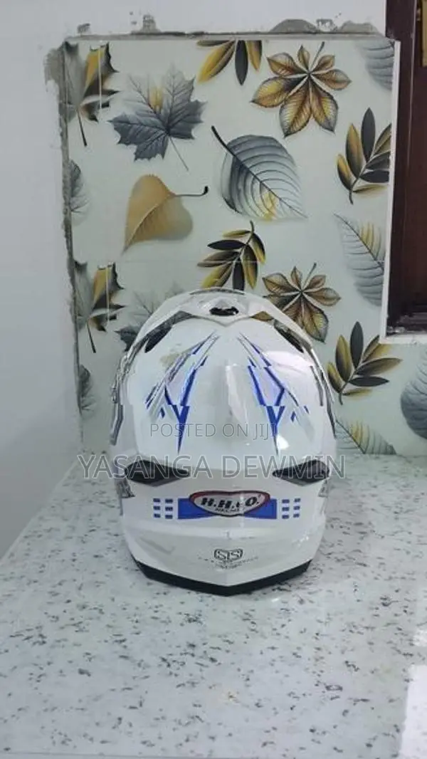 Sakka Helmet