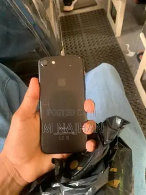 Apple iPhone 7 (Used)