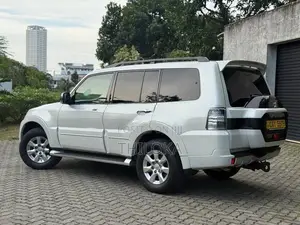 Mitsubishi Montero GLS Highest Spec 2016