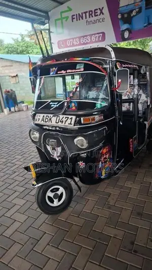 Bajaj RE 4 Stroke 2016