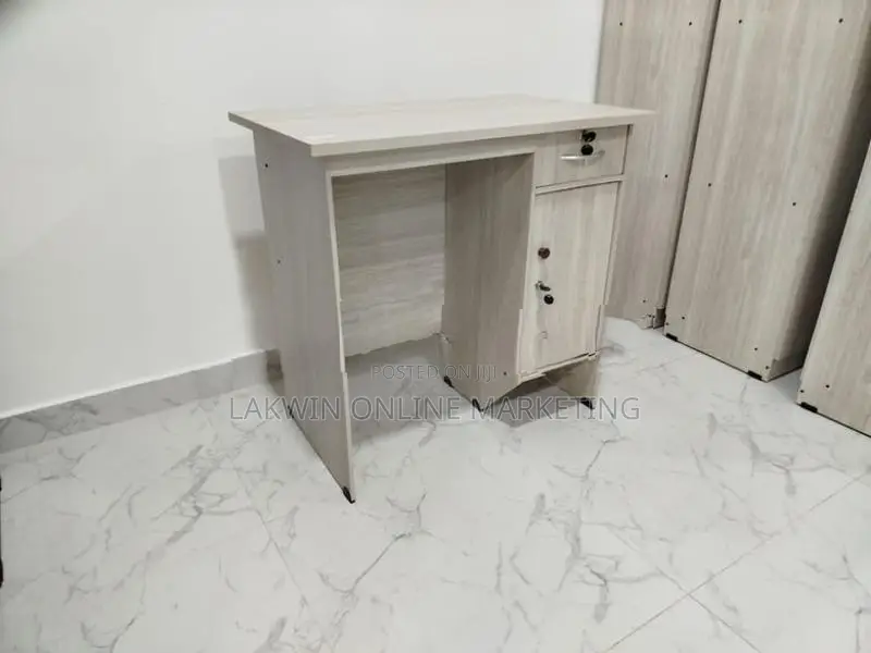 American Ash Writing Table