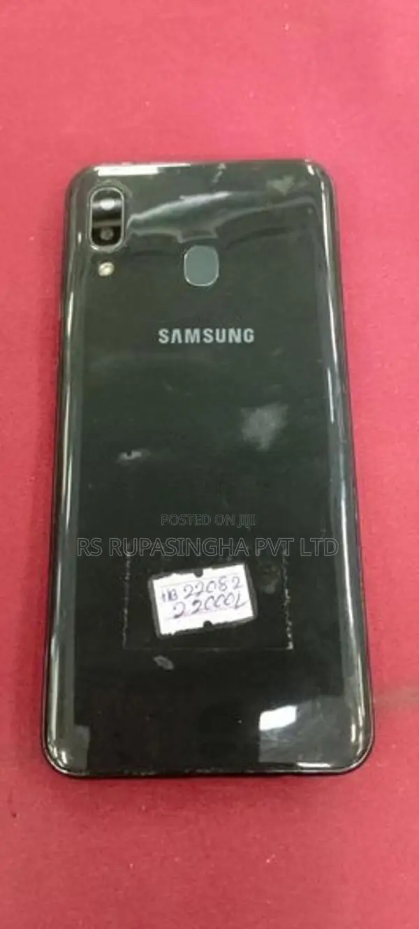 Samsung Galaxy A30 (Used)