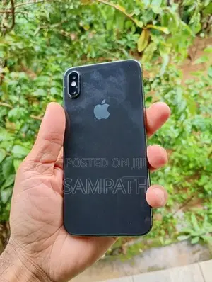Apple iPhone X 256GB (Used)