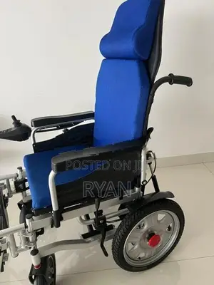 Electric wheelchair