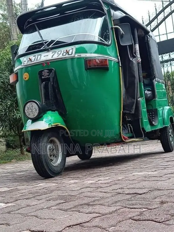 Bajaj RE 2 stroke 2004
