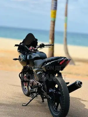 Bajaj Pulsar 200 2009