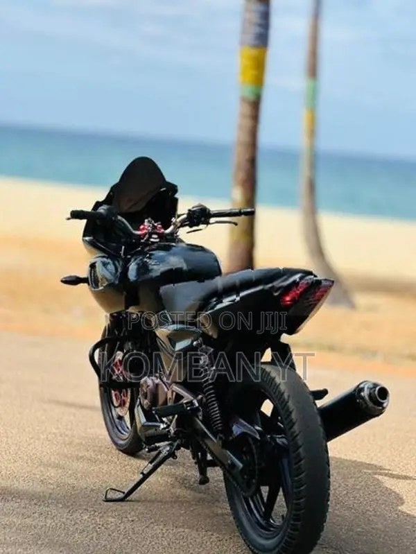 Bajaj Pulsar 200 2009