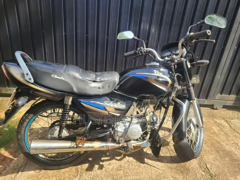 TVS Centra 2005