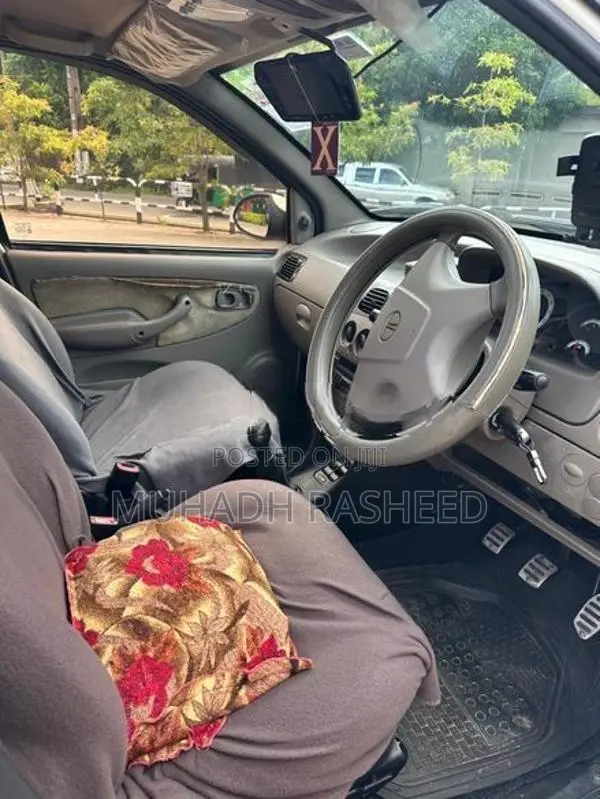 Tata Indica 2015