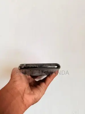 Apple iPhone 11 Pro (Used)