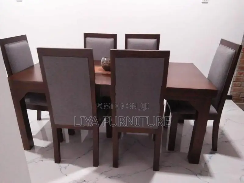 Dinning Table with 6 Cushion Chairs -Li 60