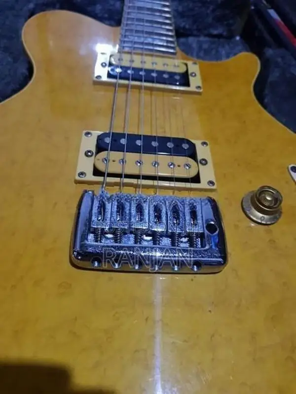 Hohnar Blond Electric Guitar