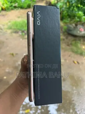 Vivo V60 5G (Used)