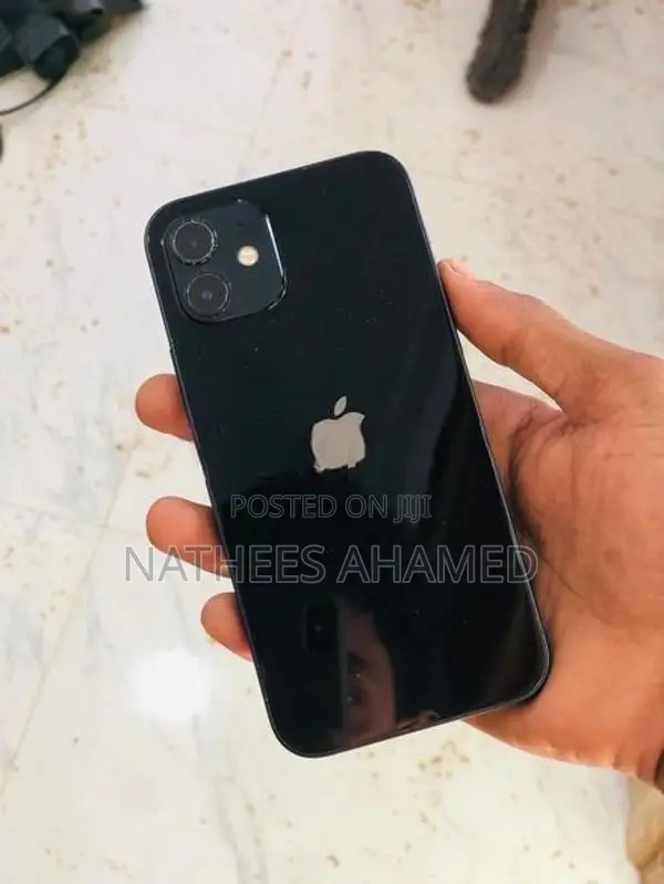 Apple iPhone 12 (Used)