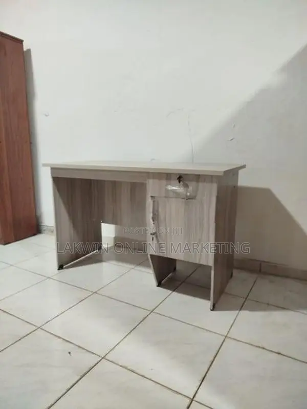 4x2 Melamine writing Table - American Ash