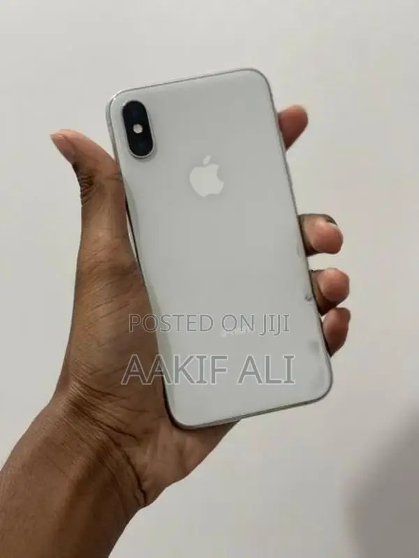 Apple iPhone XS (Used)