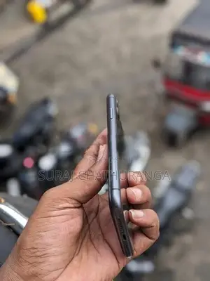 Apple iPhone 11 (Used)