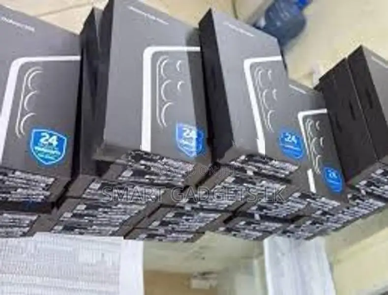 Samsung Galaxy S26 12GB RAM|256GB|5G (Brand New)