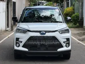 Toyota Raize Hybrid 4WAY BSM 2026