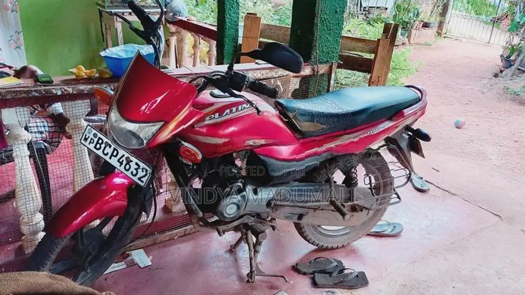 Bajaj Platina 100 ES 2015