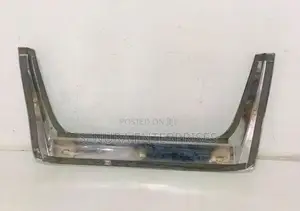 Toyota Esquire ZRR80G Dicky Garnish