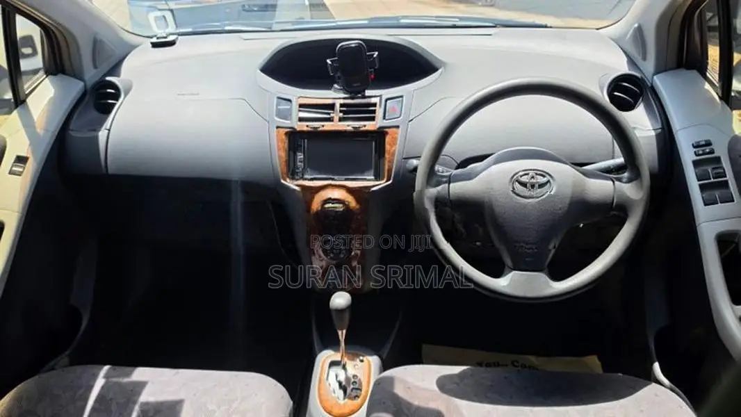 Toyota Vitz 2008