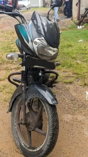 Bajaj Discover 2010