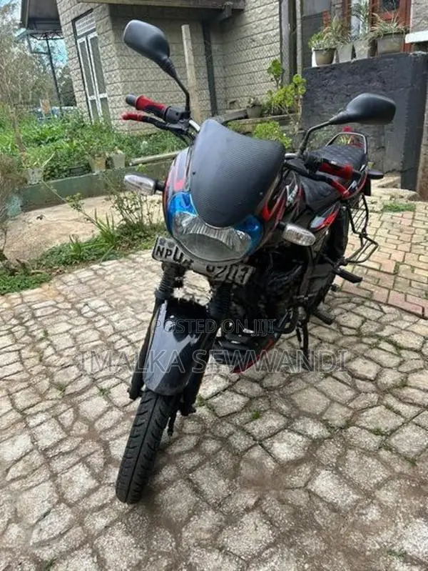 Bajaj Discover 2009