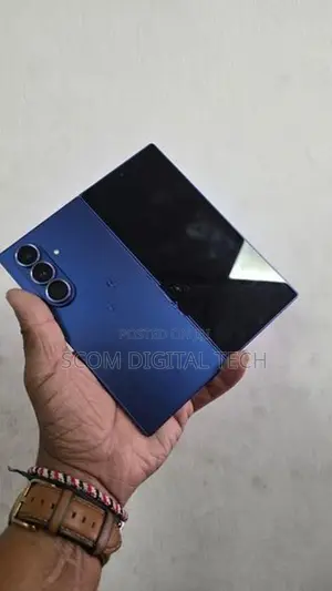 Samsung Galaxy Fold (Used)