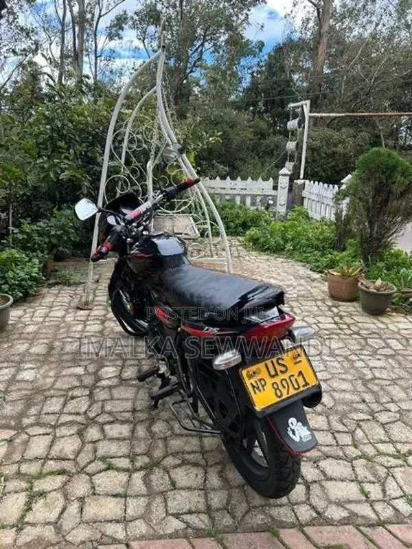 Bajaj Discover 2009
