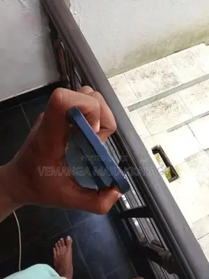 Apple iPhone 12 (Used)