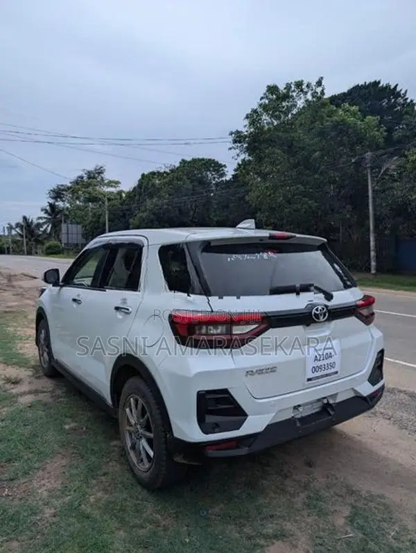 Toyota Raize 2025